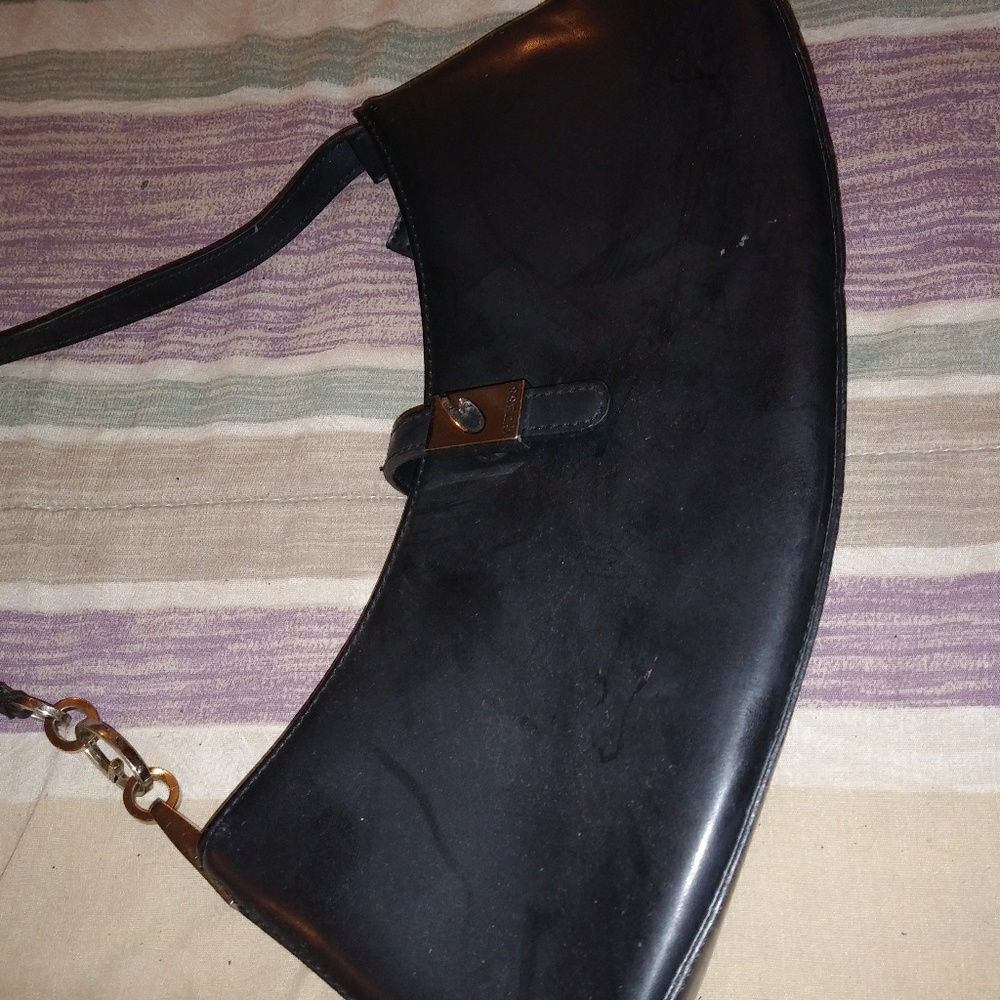 Guess purse